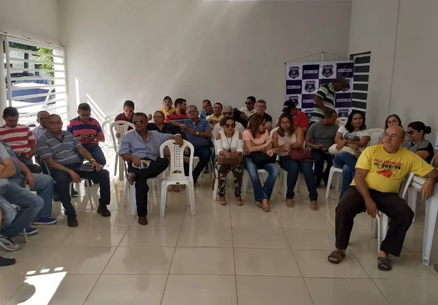Agentes penitenciários realizaram assembleia geral