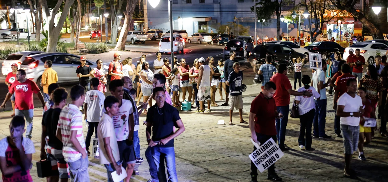 Manifestação a favor de Lula 