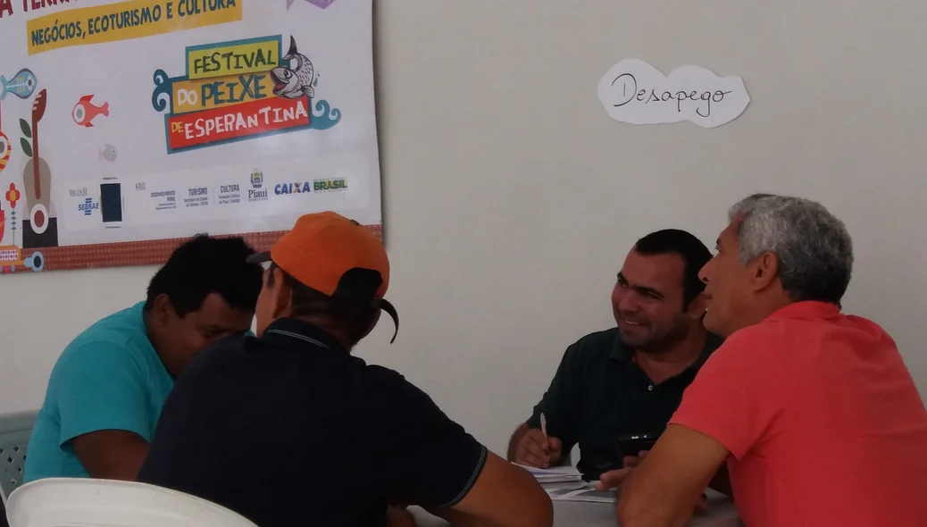 Oficinas de evisceração de peixe
