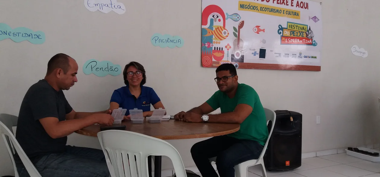 Piscicultores e estudantes