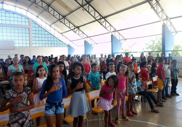 Alunos de Caridade do Piauí se destacam em concurso de matemática