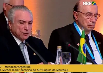 Temer discursa e Meirelles dorme