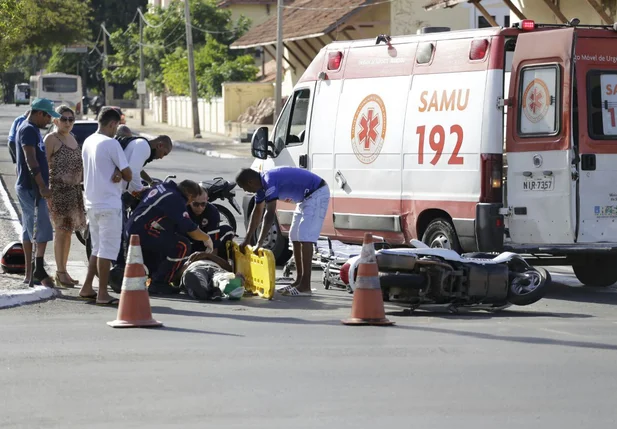 Homem fica ferido após acidente no centro de Teresina