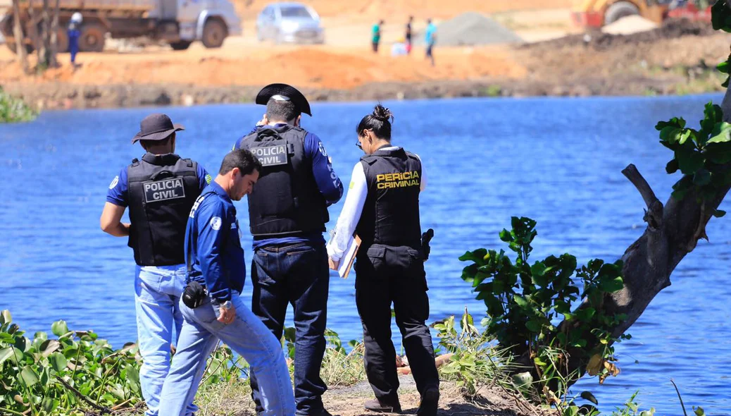 Perícia compareceu ao local