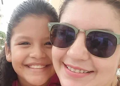 Sara Jane com a filha Alyria