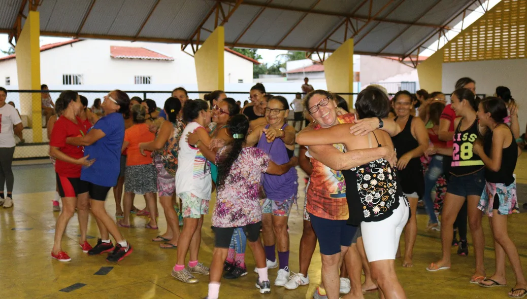 Diversas atividades físicas para mulheres 