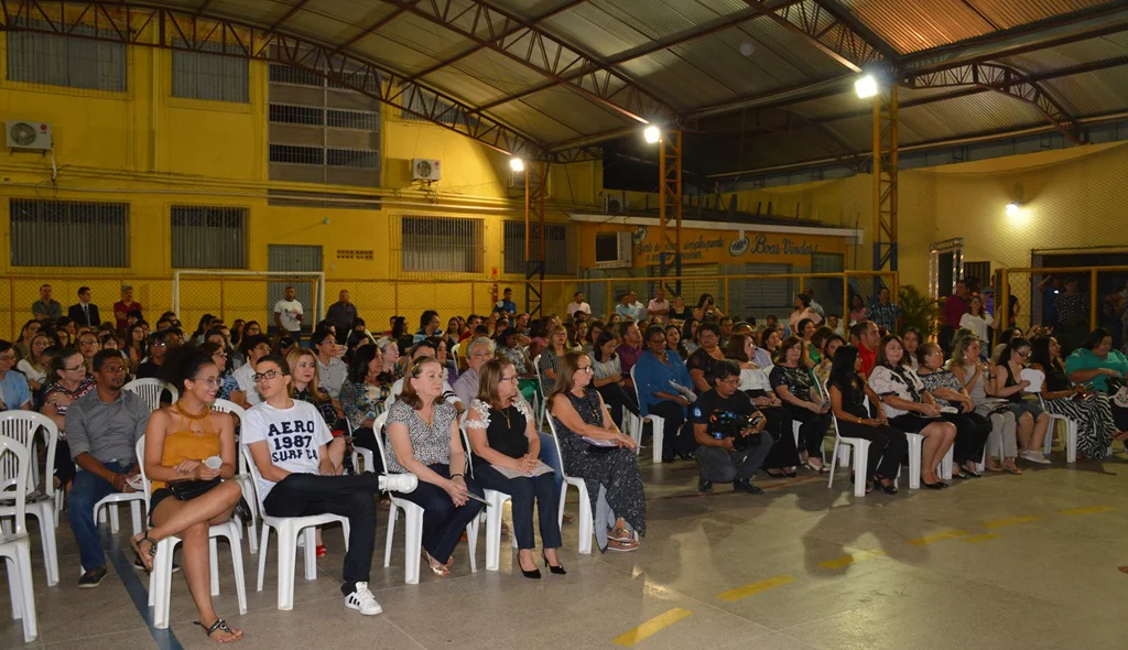 Lançamento do Salivag reúne público expressivo  
