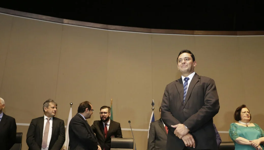 Procurador Cleandro Moura 