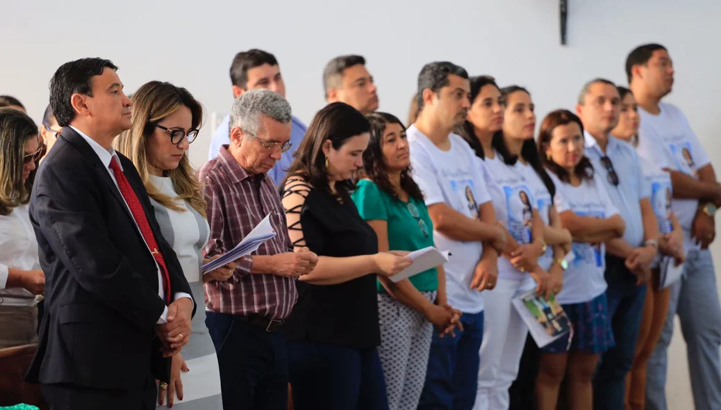 Autoridades em missa