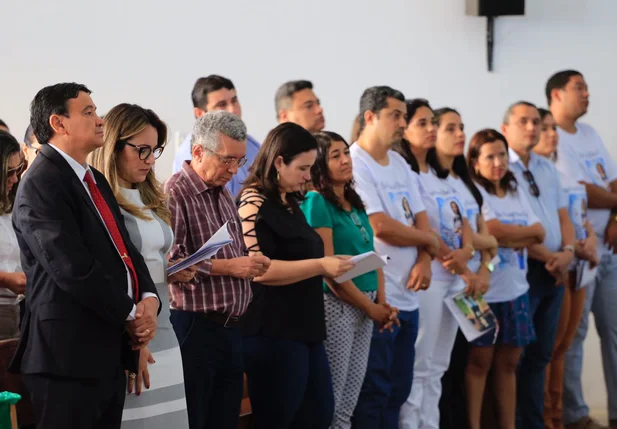 Realizada missa de 7º dia da filha de Francisco Costa