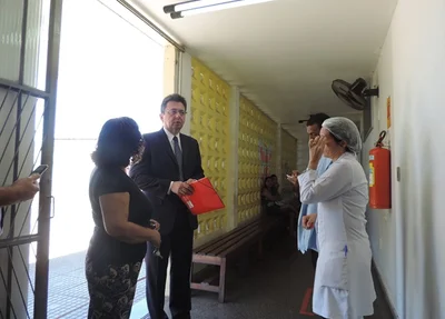 Promotor Eny Marcos vistoria Hospital São Carlos Borromeo