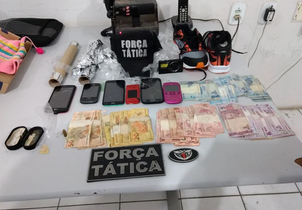Material apreendido pela polícia
