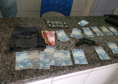 Dinheiro roubado da loja