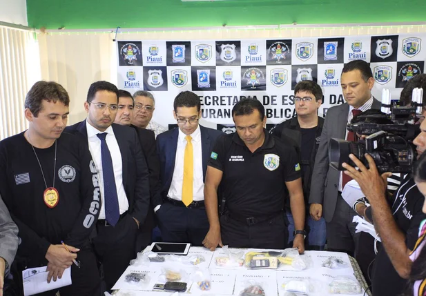Coletiva de imprensa da Operação Conexão
