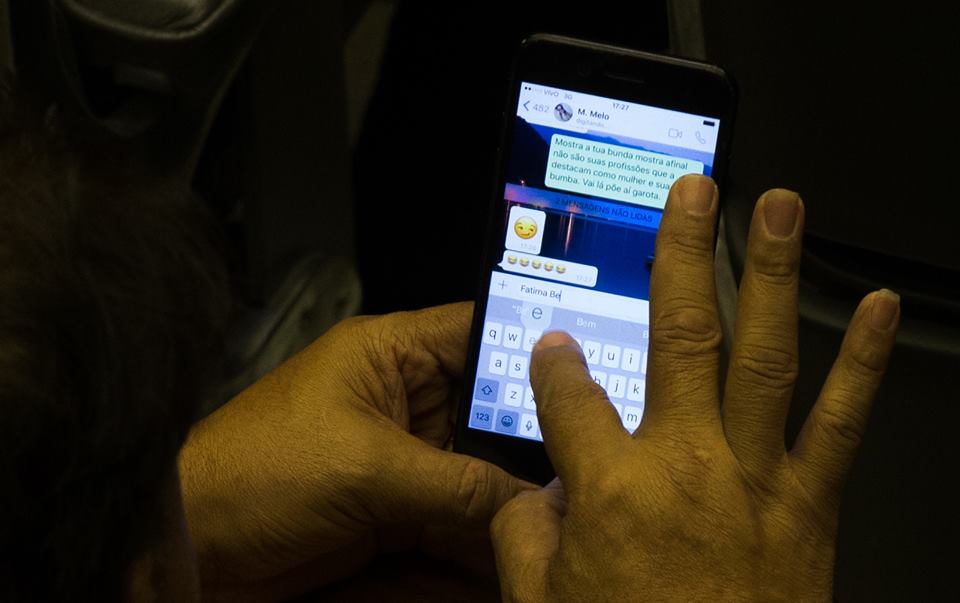 Deputado Wladimir Costa pede foto erótica durante sessão na Câmara