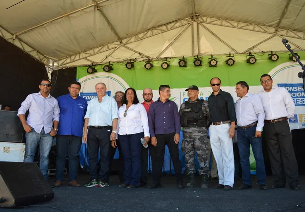 Feira da Cidadania atende população de Avelino Lopes