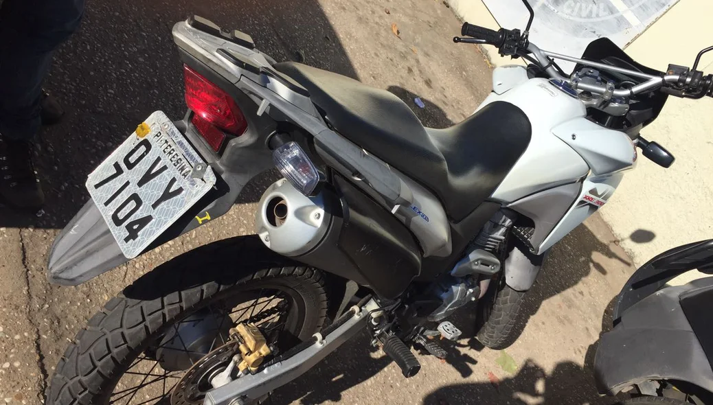 Motocicleta Honda Bros