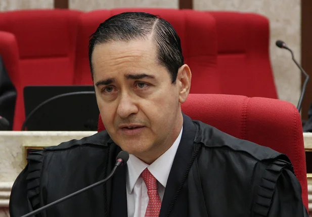 Eduardo Thompson