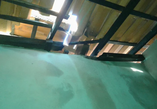 Casa que foi atingida pelas chamas