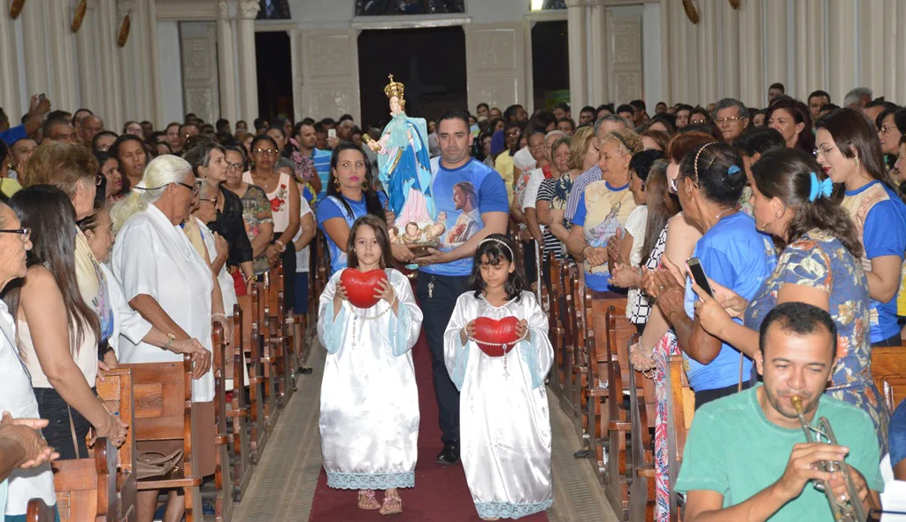 Entrada da imagem da Nossa Senhora dos Remédios