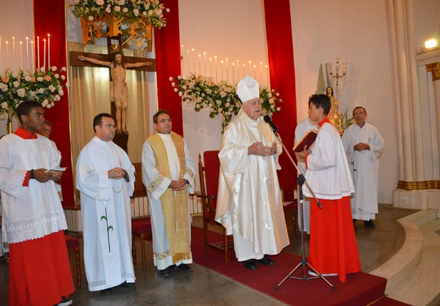 Catedral recebe missa presidida por dom Alfredo Scháffler