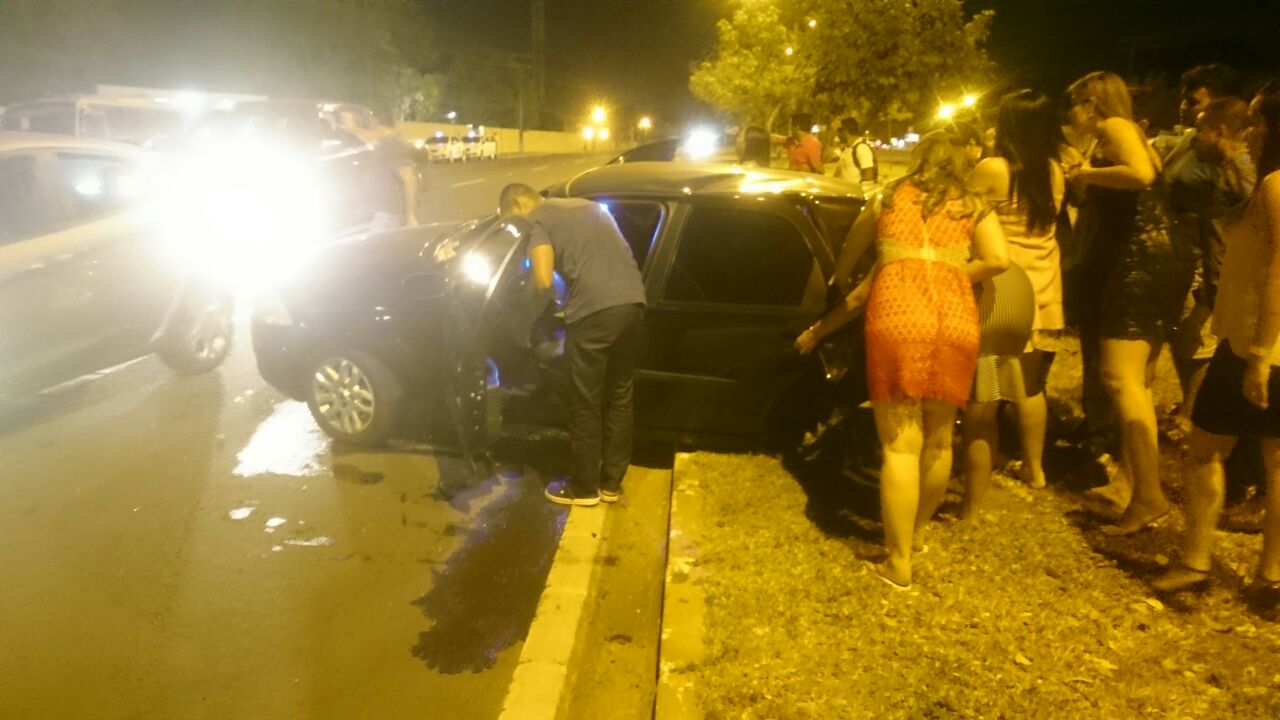 Acidente ocorreu em frente a AABB