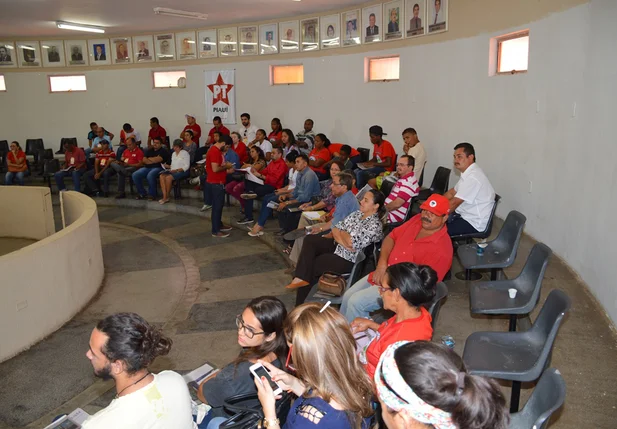 PT realiza curso de formação para lideranças em Picos