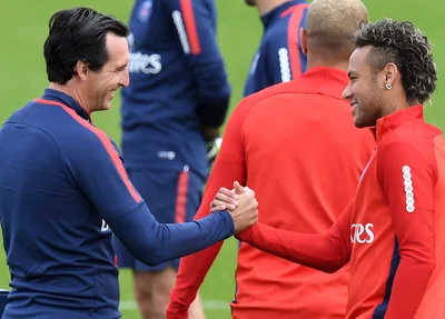 Neymar estreia no PSG