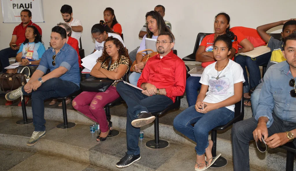 Prefeito Padre Walmir participa da aula inaugural