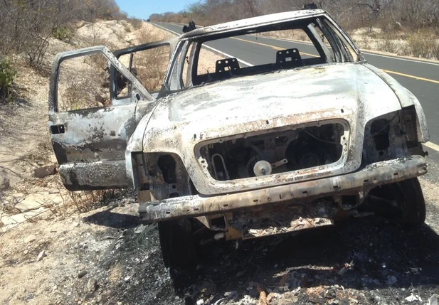 D20 destruída após incendio