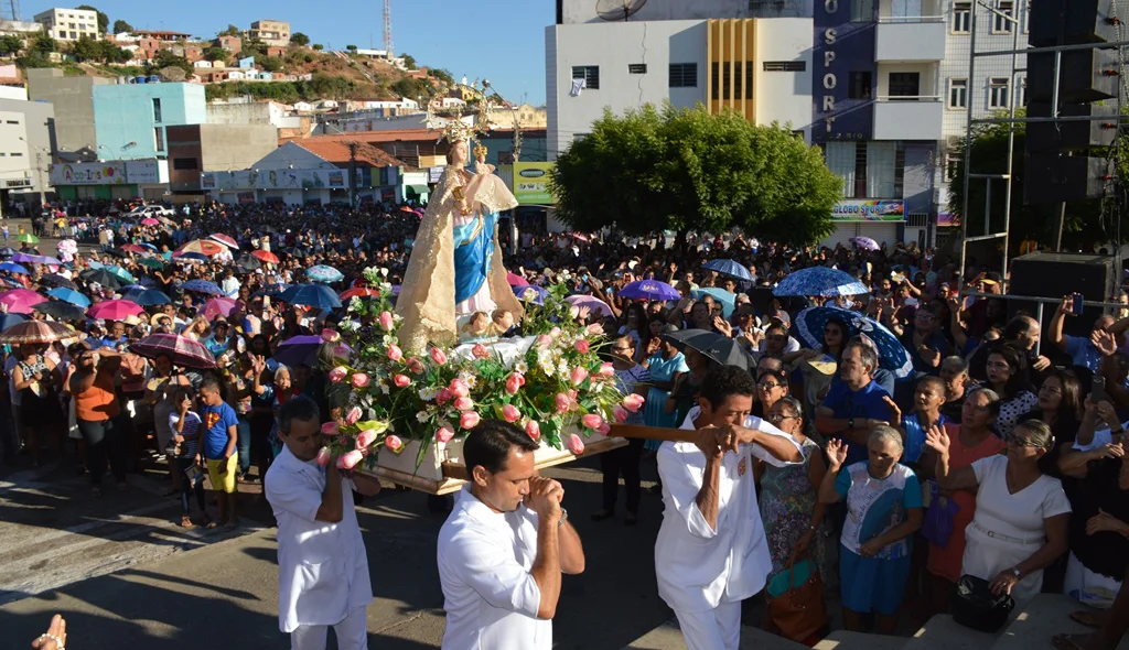 Entrada da imagem de Nossa Senhora dos Remédios
