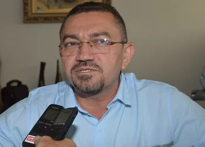 Padre Walmir nomeia novos comissionados para secretaria de Saúde