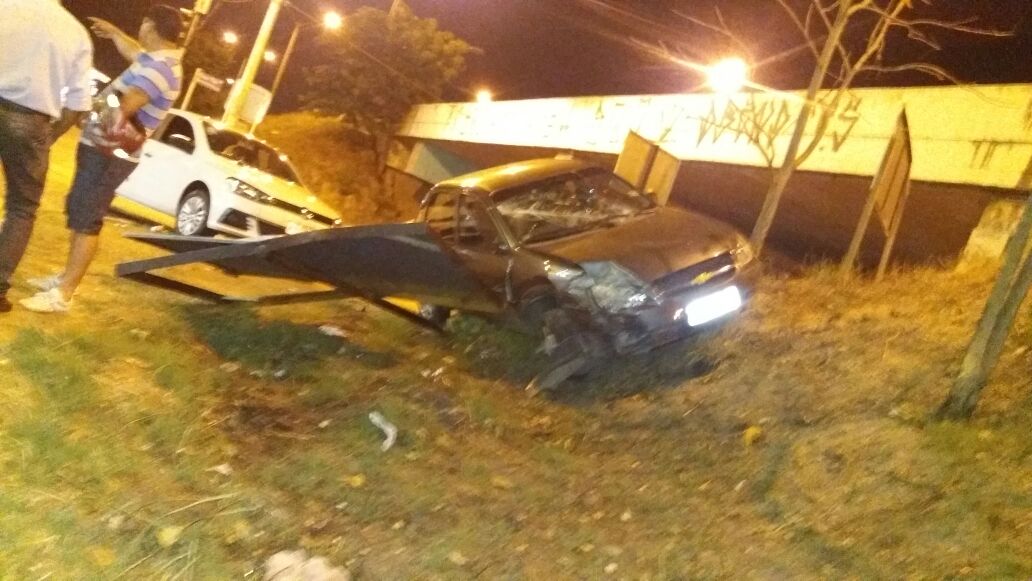 Corsa após acidente