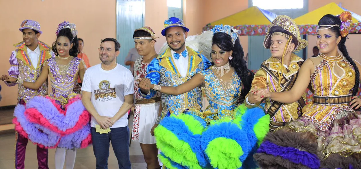 Fábio Novo com quadrilhas
