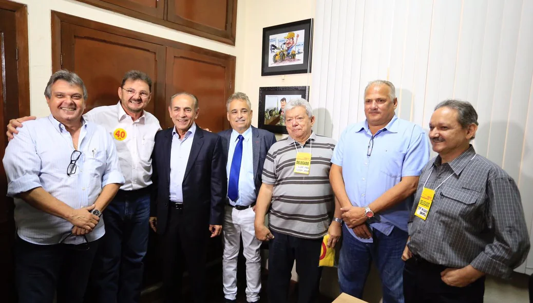 Autoridades políticas no encontro do PSB