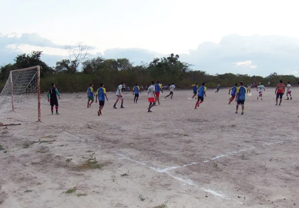 Competição quadrangular de Futebol