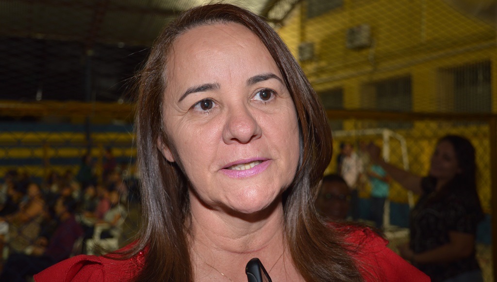 Prefeita de Santana do Piauí, Maria José (PP). Foto - José Maria Barros