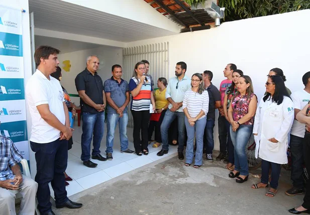 Vilma Morim entrega UBS em Esperantina