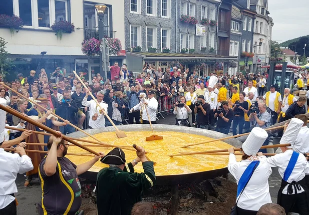 Omelete gigante