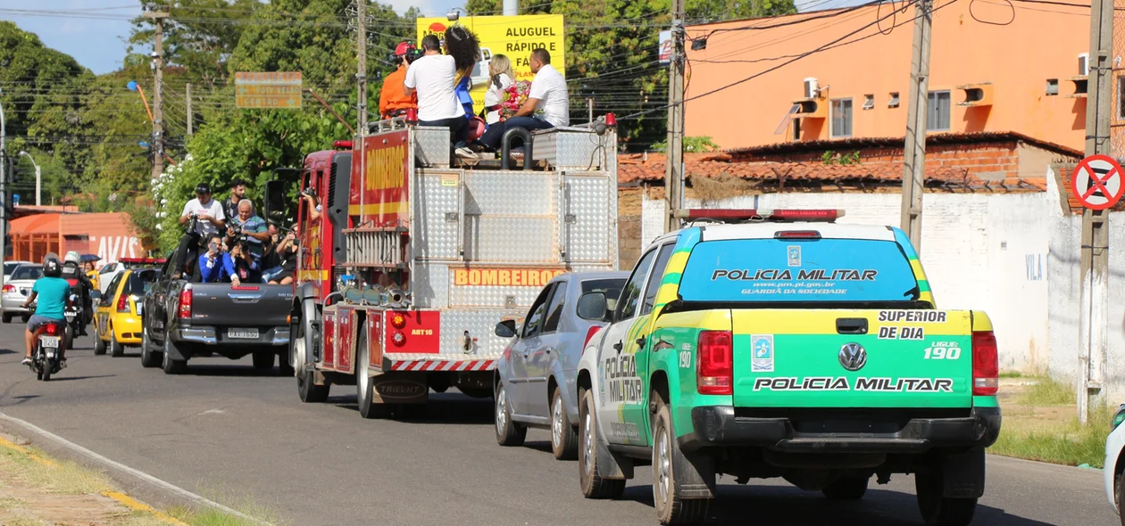 Carreata seguiu pelas ruas da cidade