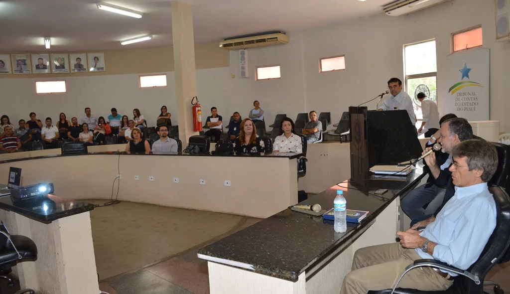 Treinamento atrai gestores de vários municípios