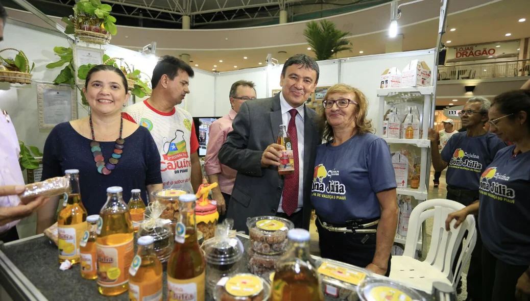 Wellington Dias participa do Festival da Cajuína