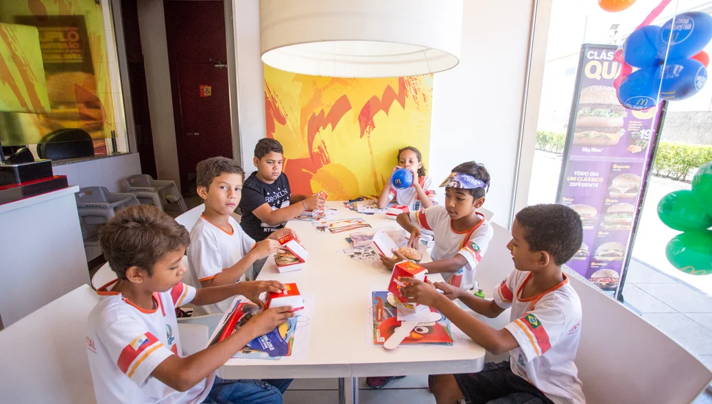 Alunos da escola de Timon 