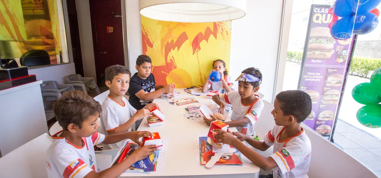 Alunos da escola de Timon 