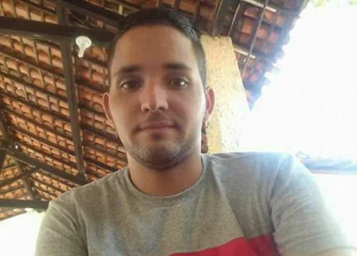 Romário Carvalho