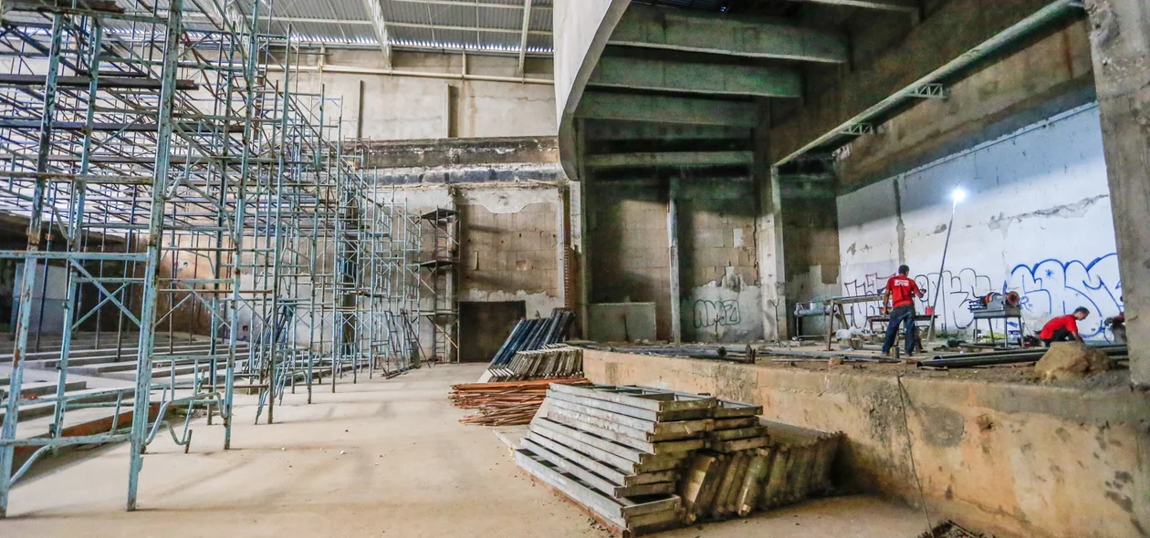 Obra em andamento 