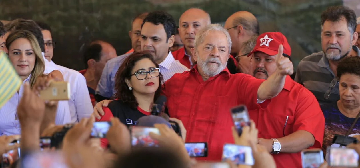 Ex-presidente Lula visita Altos