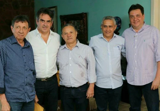 Lideranças do PTB com o senador Ciro Nogueira
