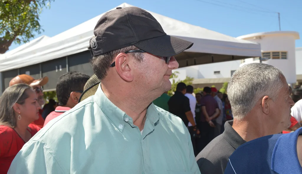 Membro da equipe de Lula trata imprensa com truculência