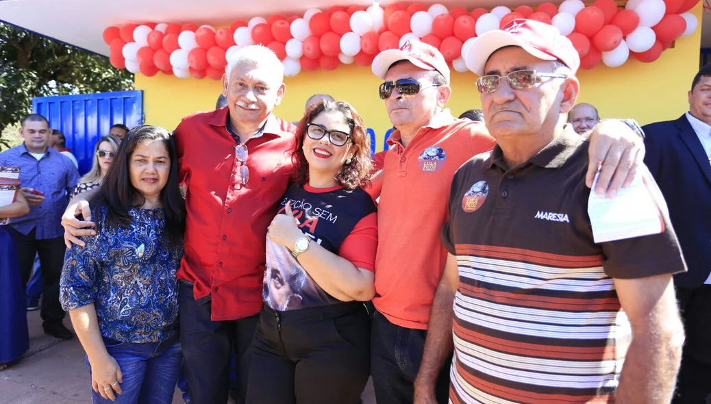 Warton Lacerda e Patrícia Leal participam da caravana de Lula